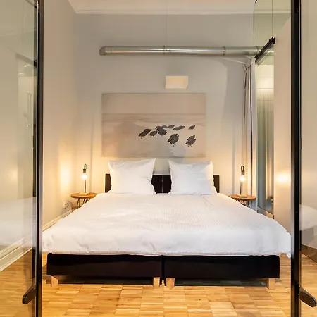 Chełmońskiego 8-02 By Farkas