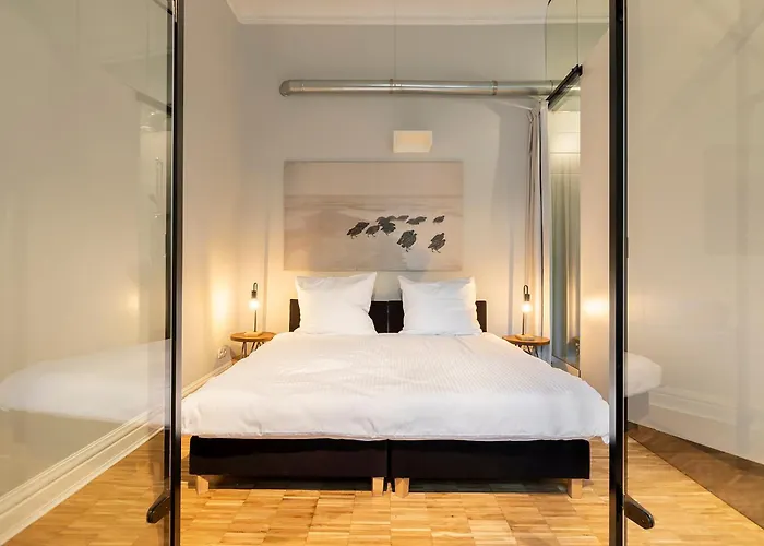 Chełmońskiego 8-02 By Farkas