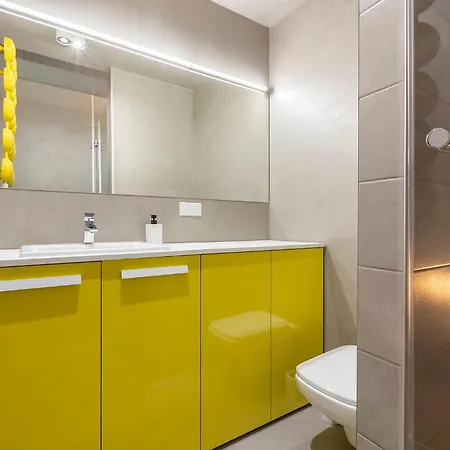 Chelmonskiego 8-02 By Farkas شقة *