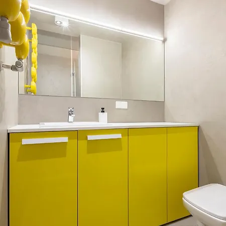 Chelmonskiego 8-02 By Farkas