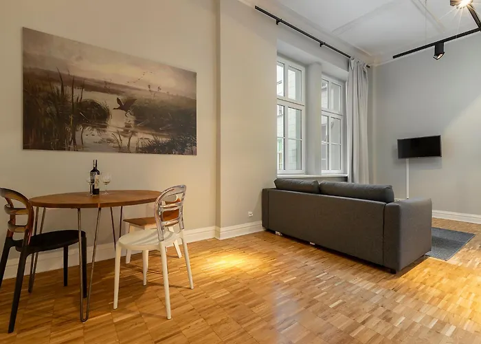 Chelmonskiego 8-02 By Farkas Apartment *